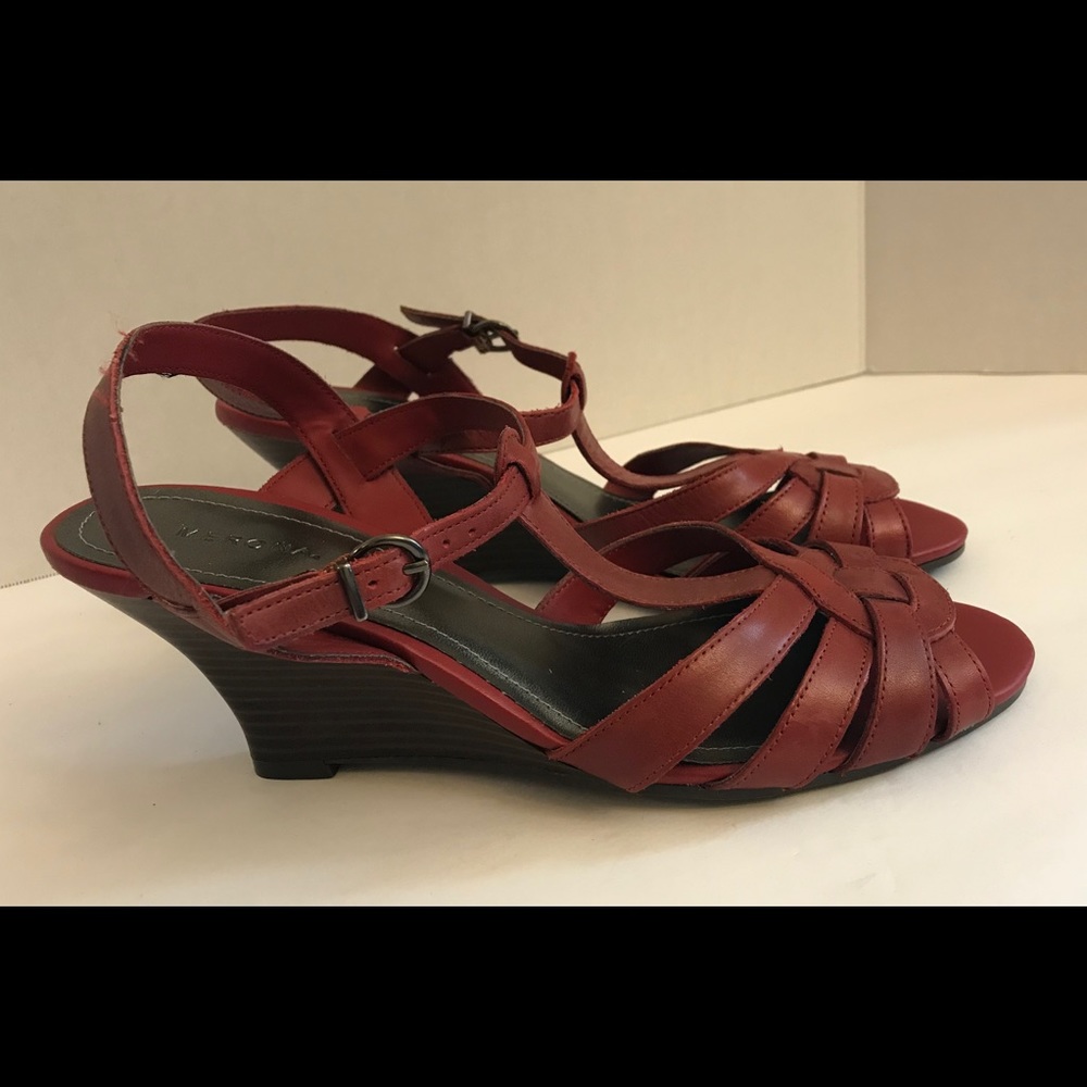 Merona Women’s Red Leather Sandals—Size 9–NEW